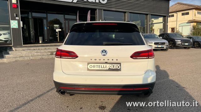 VOLKSWAGEN Touareg usata, con Controllo trazione
