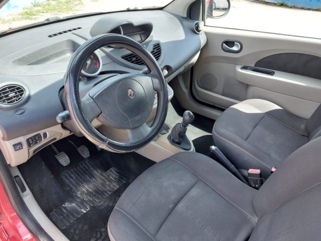RENAULT Twingo usata 9