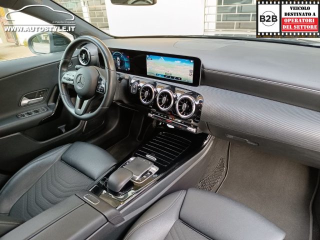 MERCEDES-BENZ A 180 usata, con Sistema di avviso di distanza