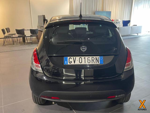 LANCIA Ypsilon usata, con Controllo trazione