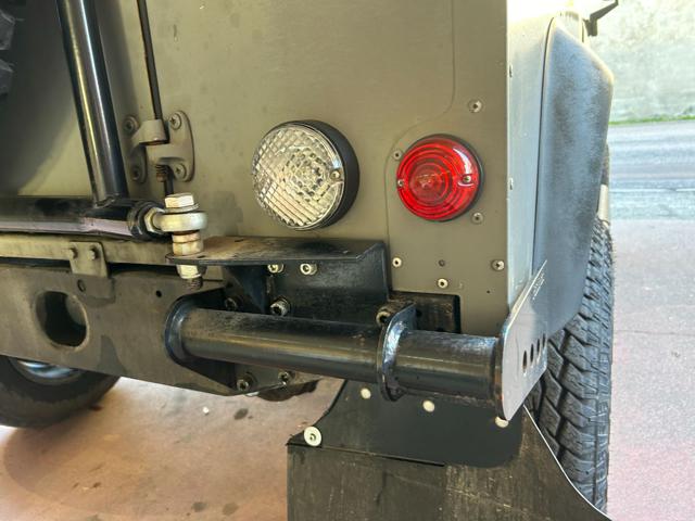 LAND ROVER Defender usata 11