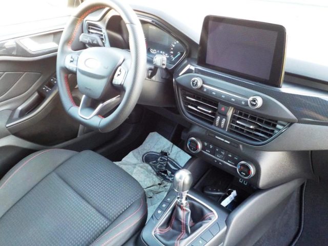 FORD Focus usata, con Volante in pelle