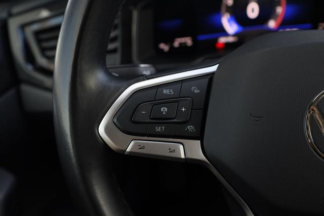 VOLKSWAGEN Taigo usata, con USB