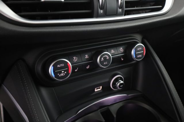 ALFA ROMEO Stelvio usata 11