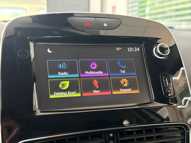 RENAULT Clio usata, con Bluetooth