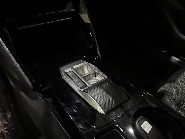 PEUGEOT 208 usata, con ESP