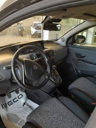 LANCIA Ypsilon usata, con Servosterzo