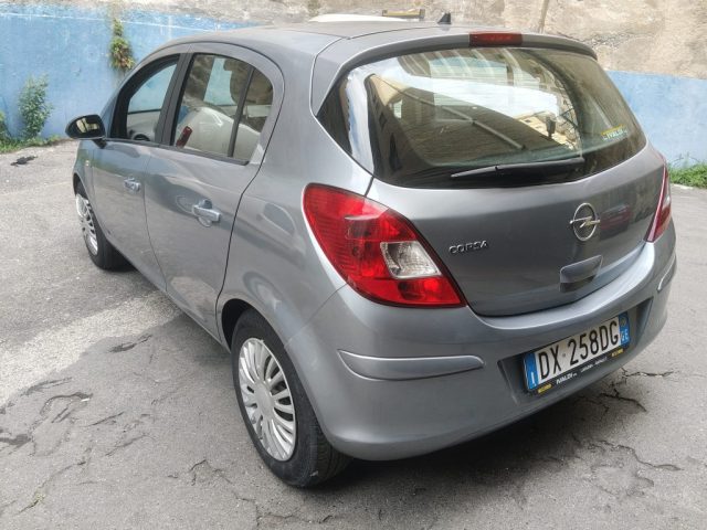 OPEL Corsa usata, con Airbag laterali