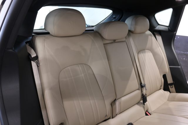 MASERATI Levante usata 18