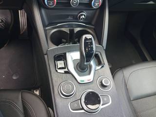 ALFA ROMEO Stelvio usata, con Sensori di parcheggio posteriori