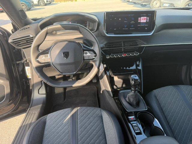 PEUGEOT 2008 usata, con Autoradio digitale