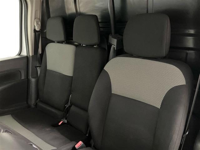 RENAULT Kangoo usata 20