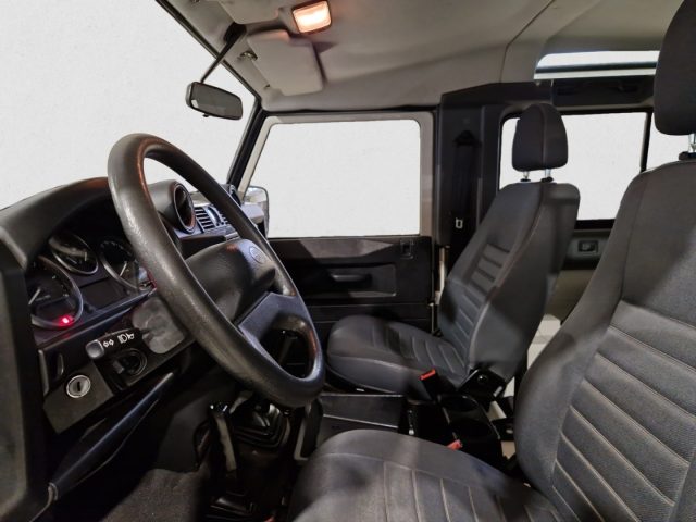 LAND ROVER Defender usata, con Cronologia tagliandi