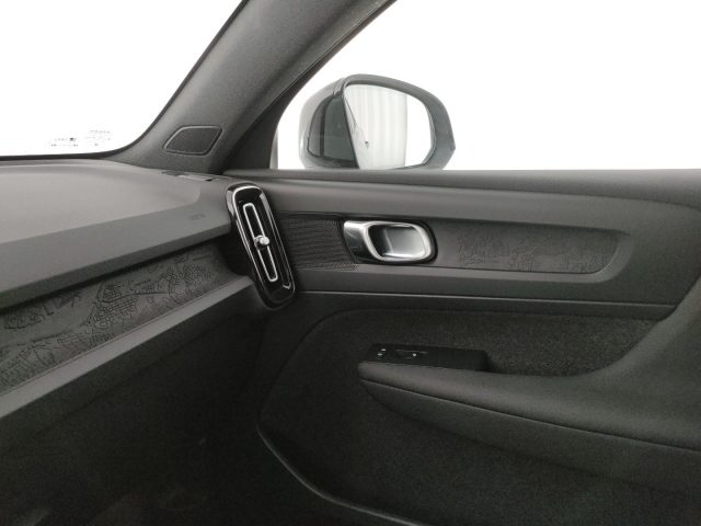 VOLVO C40 usata, con Fari LED