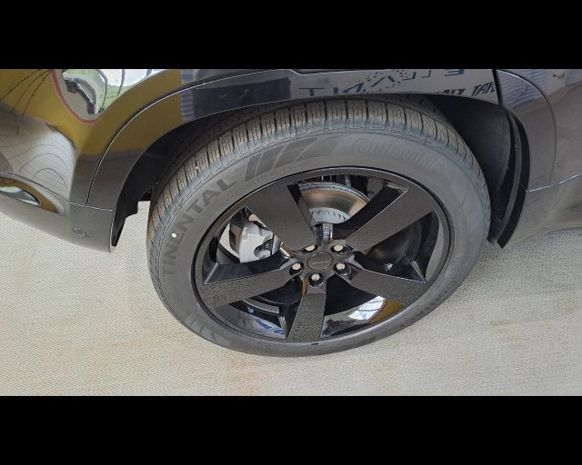 LAND ROVER Defender usata, con Ruota di riserva