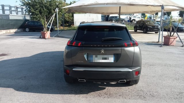 PEUGEOT 2008 usata, con Cerchi in lega