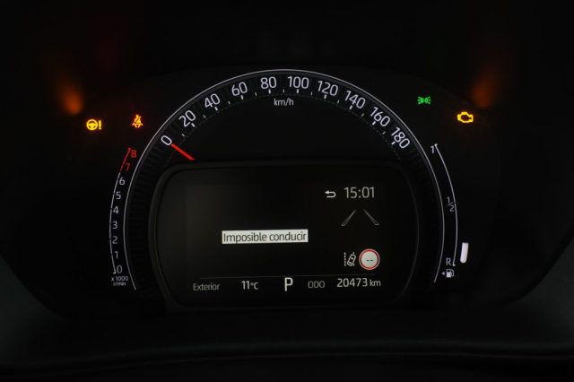 TOYOTA Aygo X usata 5