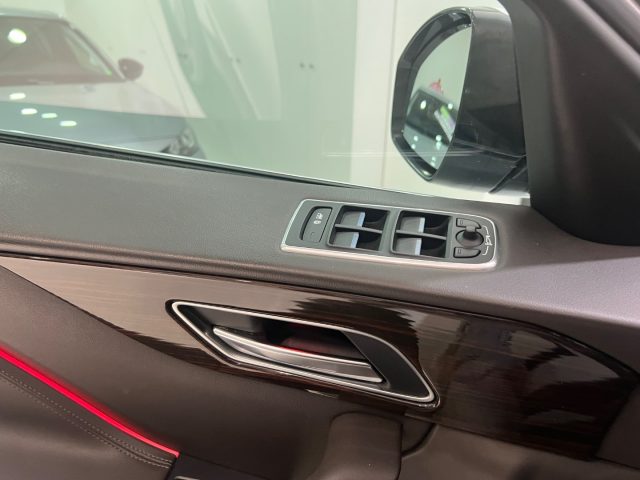 JAGUAR F-Pace usata, con Portellone posteriore elettrico