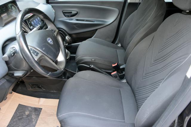 LANCIA Ypsilon usata, con Controllo trazione