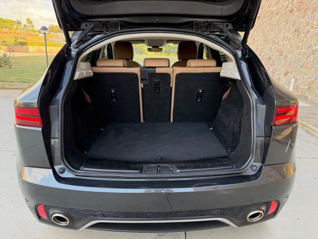 JAGUAR E-Pace usata, con Leve al volante