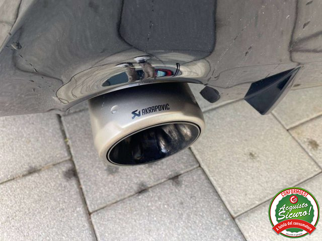 TOYOTA Yaris usata, con Park Distance Control