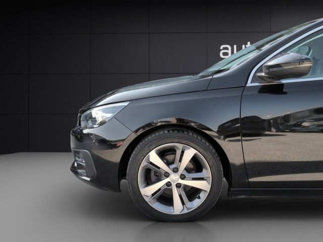 PEUGEOT 308 usata, con Climatizzatore