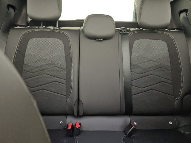 JEEP Avenger usata, con Autoradio digitale