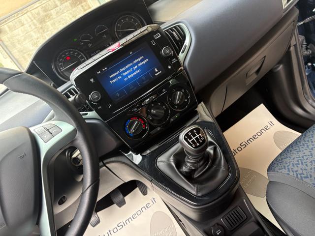 LANCIA Ypsilon usata, con USB
