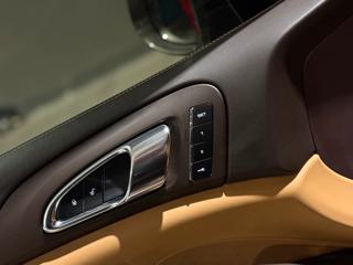 PORSCHE Cayenne usata, con Servosterzo