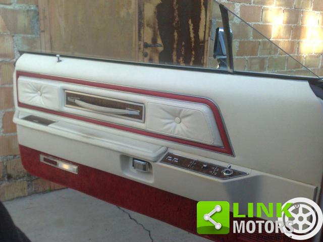 LINCOLN Continental usata 32