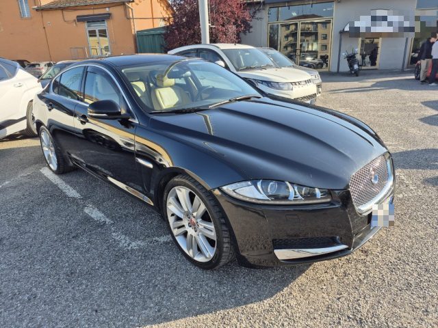 JAGUAR XF usata, con Airbag