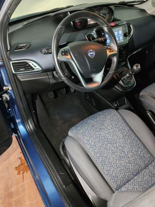 LANCIA Ypsilon usata, con Controllo trazione