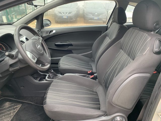 OPEL Corsa usata, con Chiusura centralizzata