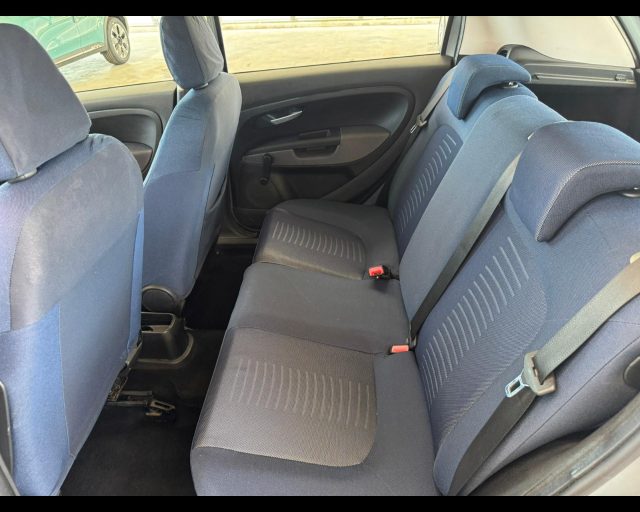 FIAT Grande Punto usata 15