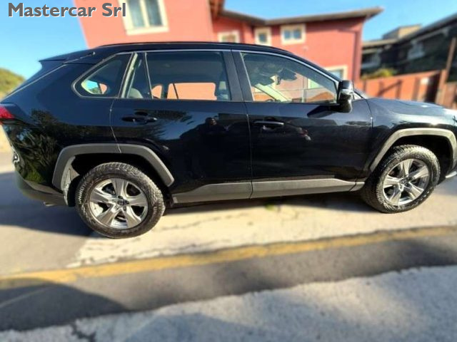 TOYOTA RAV 4 usata, con Alzacristalli elettrici