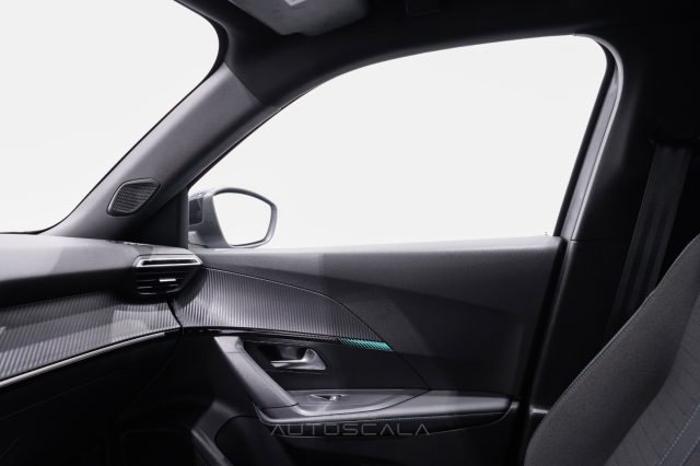 PEUGEOT 2008 usata, con Fari LED