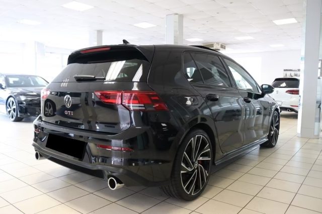 VOLKSWAGEN Golf usata, con Cerchi in lega