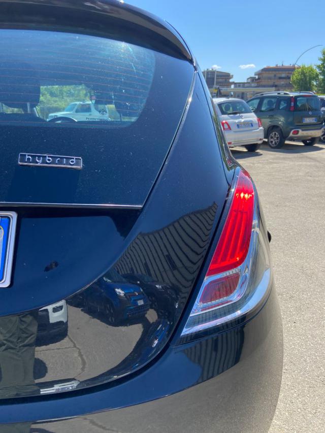 LANCIA Ypsilon usata, con Sedile posteriore sdoppiato