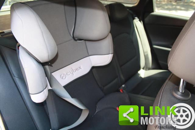 HYUNDAI i30 usata, con Autoradio digitale