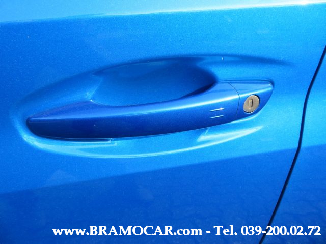 PEUGEOT 208 usata, con Controllo automatico clima