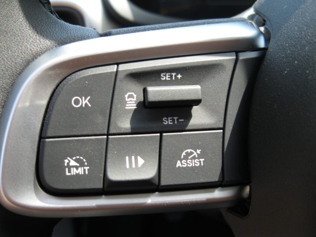 JEEP Avenger usata, con Bracciolo