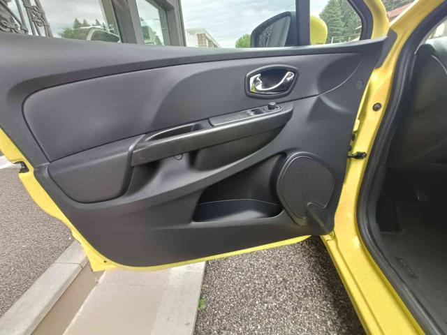 RENAULT Clio usata, con Controllo trazione