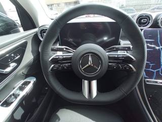 MERCEDES-BENZ GLC 220 usata, con Touch screen