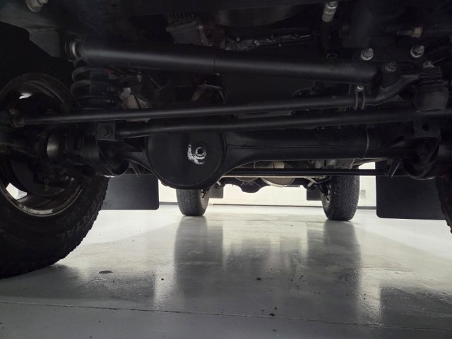 LAND ROVER Defender usata 26