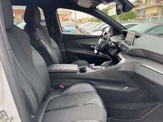 PEUGEOT 3008 usata, con Fendinebbia