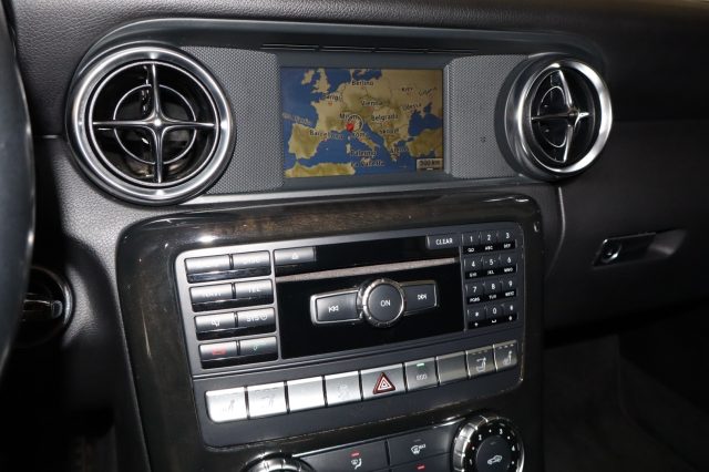 MERCEDES-BENZ SLK 200 usata, con Cronologia tagliandi