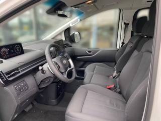HYUNDAI Staria usata, con Autoradio