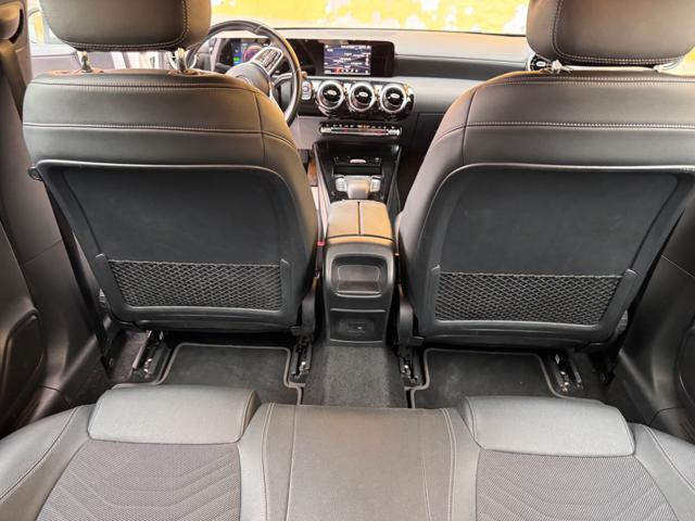 MERCEDES-BENZ A 250 usata, con Cronologia tagliandi
