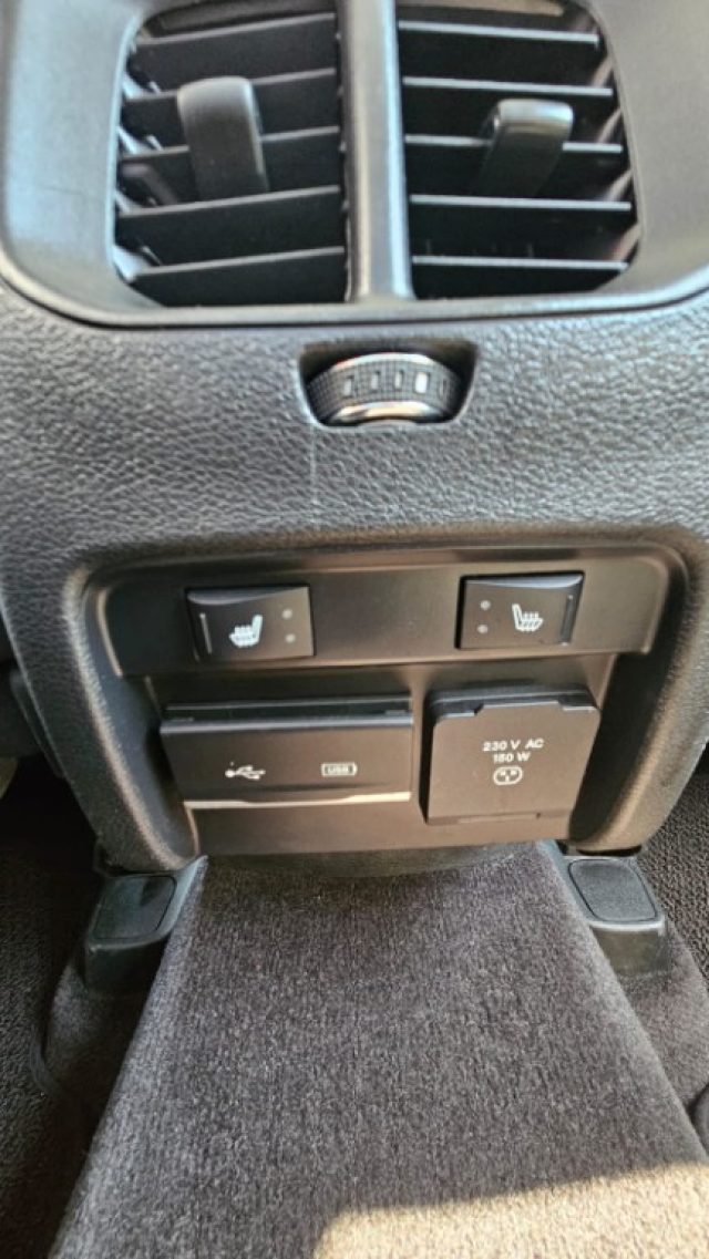 JEEP Cherokee usata, con Bluetooth