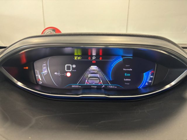 PEUGEOT 3008 usata, con Sistema di navigazione